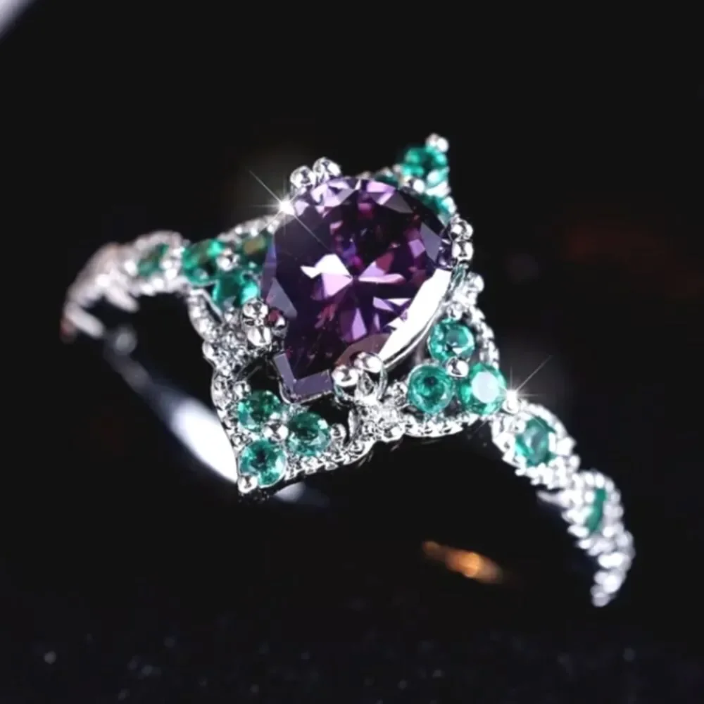 Ladies Elegant sapphire wedding ring sz 6